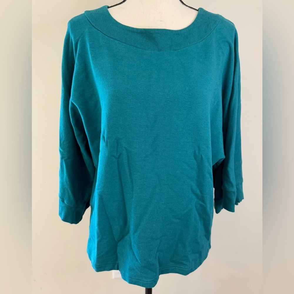 Zuda teal sweatshirt crop sleeves round hem ribbed trim soft stretchy SZ Medium